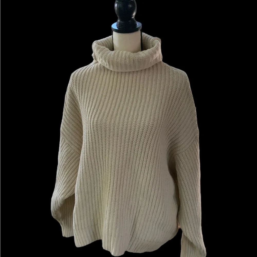 Free People Oversized Cream Cable Knit Cowl Neck Sweater Small